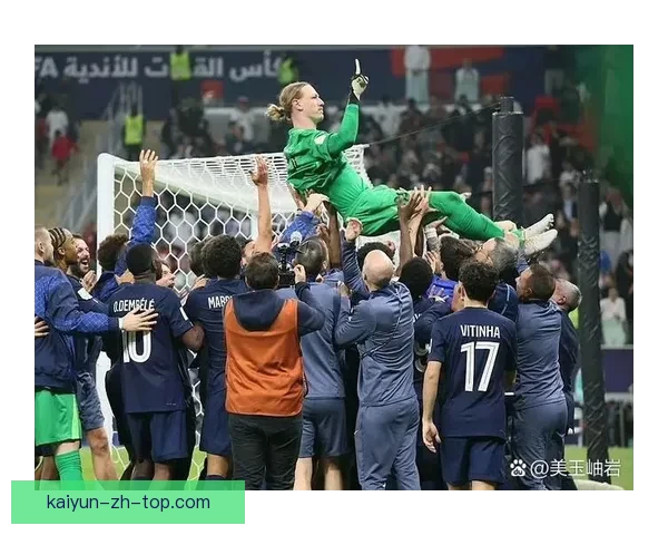 以萨福诺夫自述门将风格朗斯防守不给对手破门机会